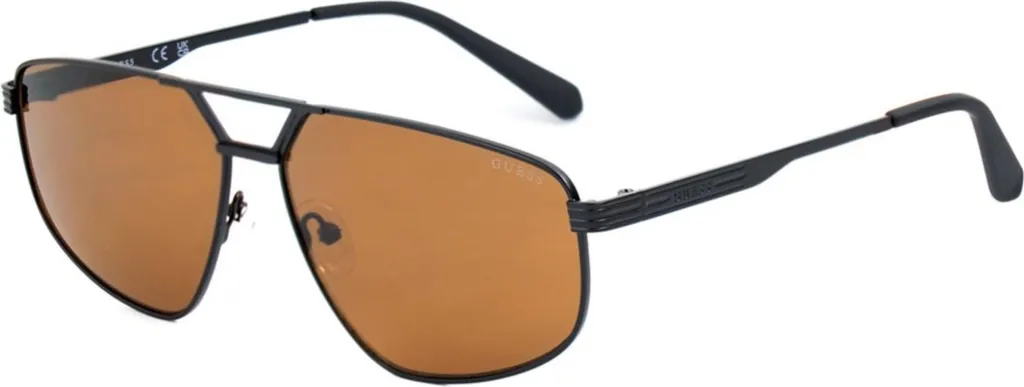 Lunettes de soleil Guess grand format pour femme style vintage élégant