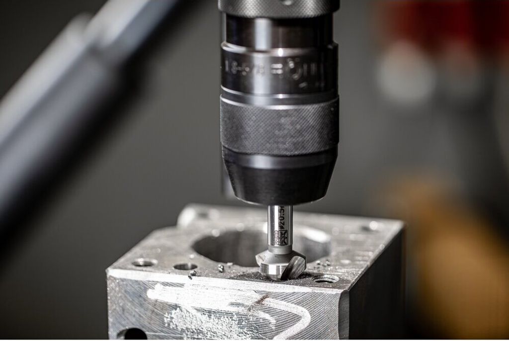 PFERD TOOLS HSSE Co5 Kegel-und Entgratsenker 90° Ø 10,4 mm Schaft-Ø 6 mm DIN 335 C mit Ungleichteilung