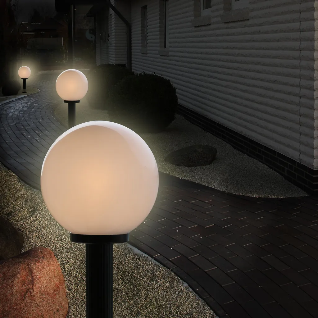 Lampadaire d'extérieur Boule opale 25cm sur pied de 145cm noir mat - 4