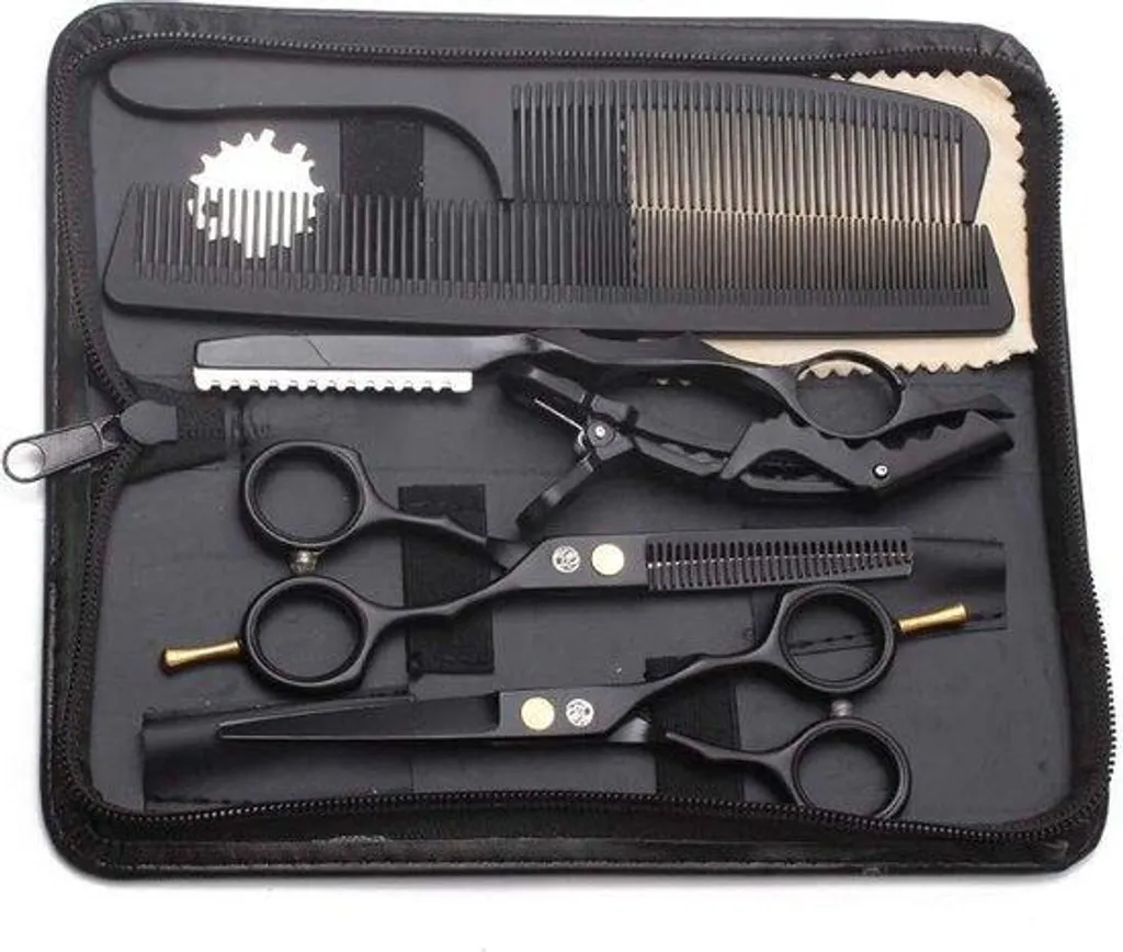 Matériel de coiffure professionnel avec tondeuse et vêtements de protection
