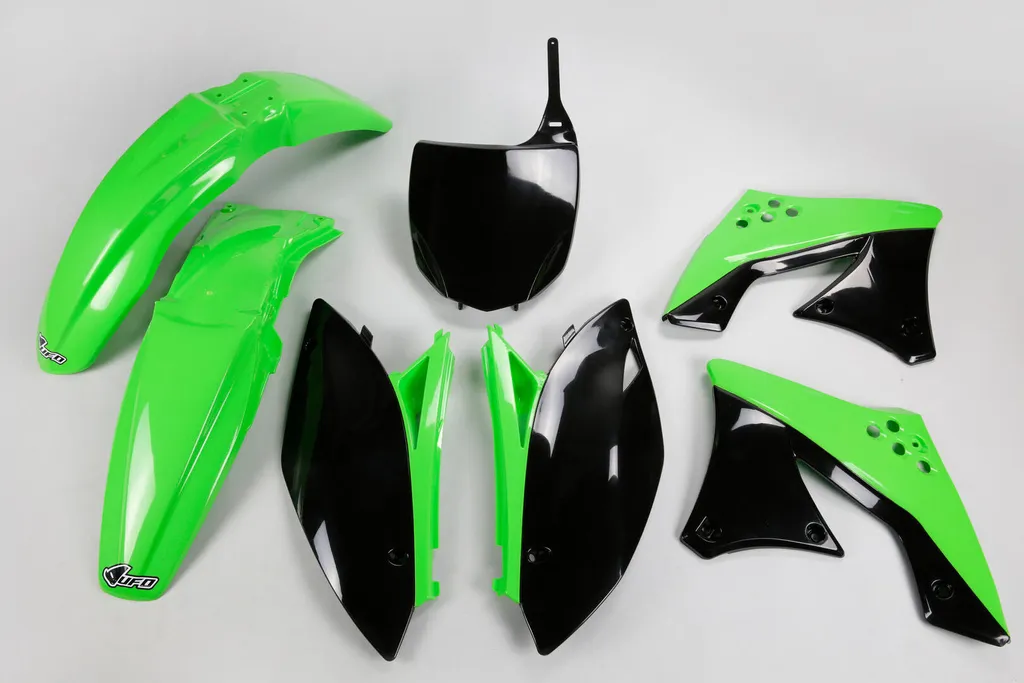 Plastiques Kawasaki KXF 250 UFO Plast 7 pièces haute résistance vert noir