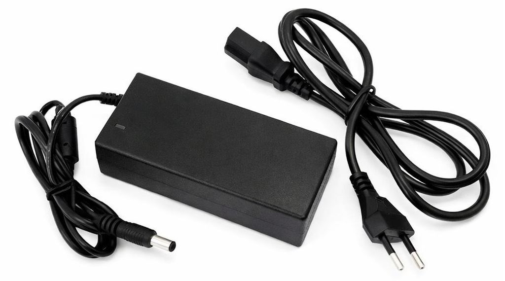 Netzteil 12V 36W 3A mit Stecker