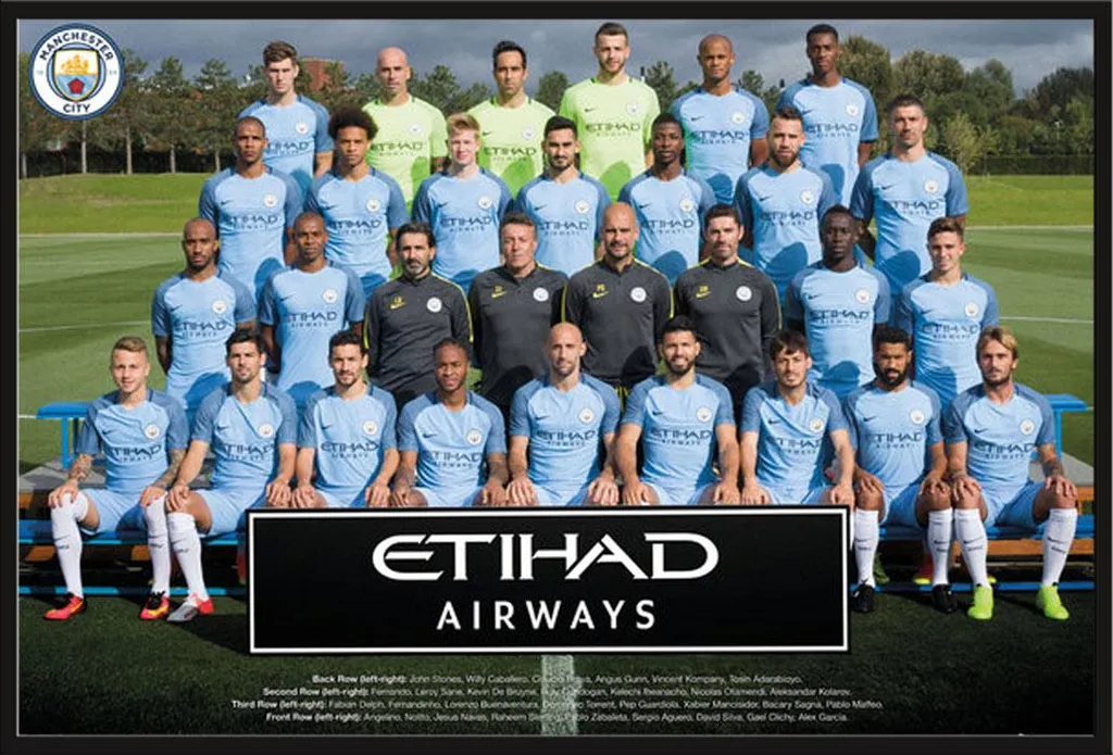 Manchester City Photo Équipe 16/17 avec Cadre Shinsuke Maxi Noir 61x91
