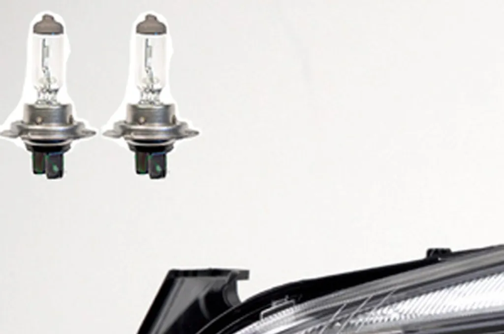 Sostituzione Faro Opel Astra J | Johns 12/09-08/12 + Lampadina H7