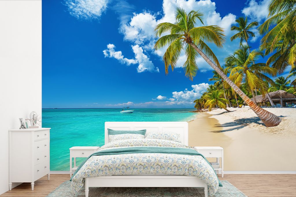 MuchoWow Fototapete für Wohnzimmer oder Schlafzimmer Wandtapete Vinyl Motivtapete Strand - Meer - Boot - Palme - 600x400 cm - Vinyltapeten