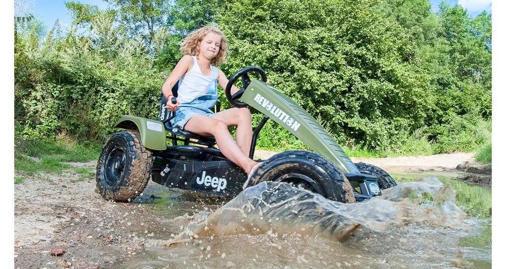 Jochen Schweizer Pedal Gokart Hamburg; Erlebnis verschenken oder selbst erleben; Gutschein gültig für 1 Person Gruppengröße: 1-13 Personen
