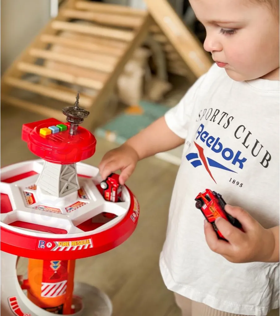 Garage voitures enfant compact : stop aux circuits encombrants - 7