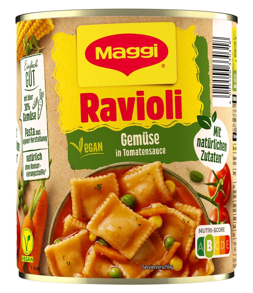 A close-up of a canned food product, specifically Maggi Ravioli Gemüse in Tomatensauce.