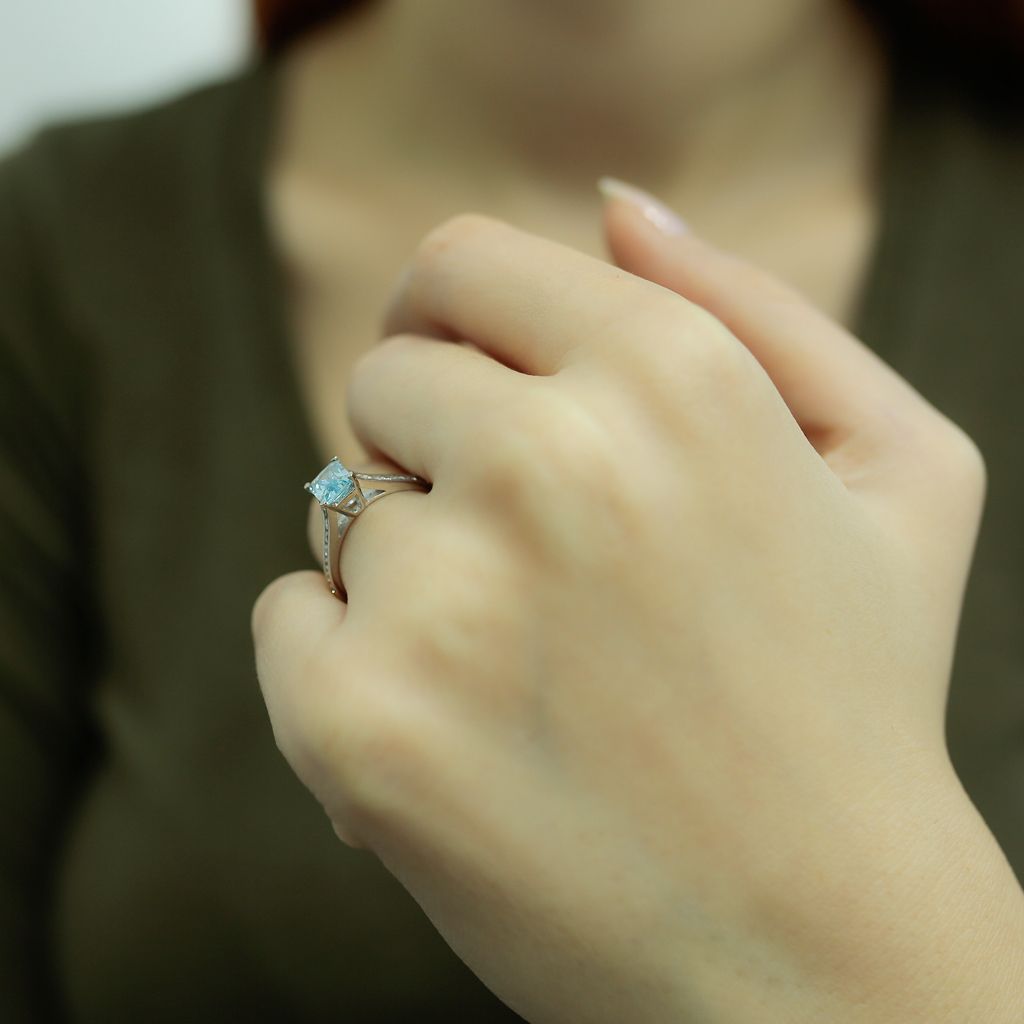 Halo Diamant Oktagon Blauer Topas Ring 14 Karat Weißgold Produktbild 