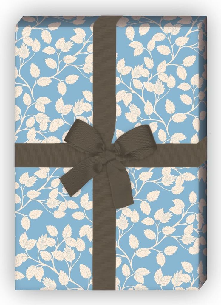 Zartes Geschenkpapier mit Blättern zur Hochzeit, Geburt, Taufe, hellblau - G10232, 32 x 48cm