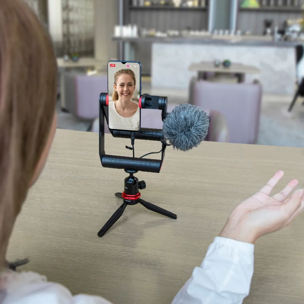 Recensione BOYA BY-VG380: Il Miglior Kit Smartphone per Vlogging - 6