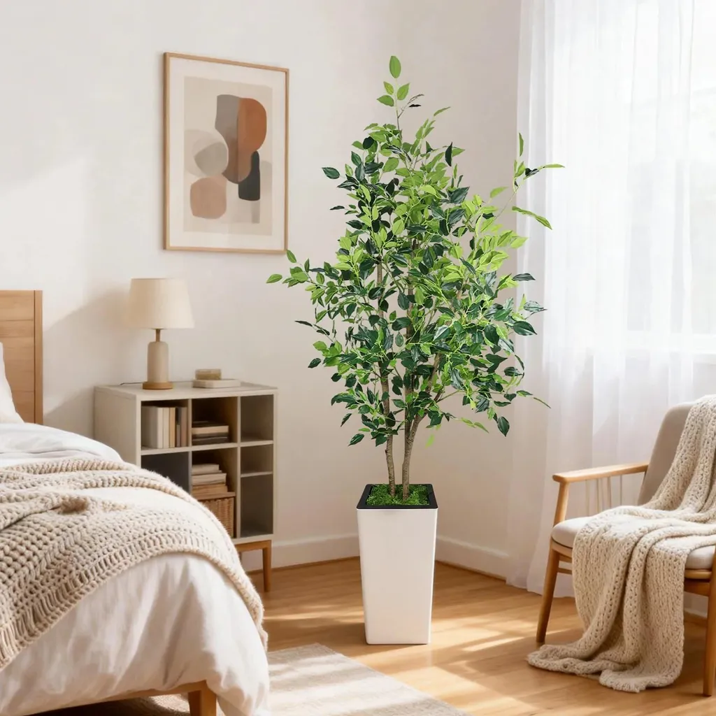 Ficus artificiel réaliste : fini les feuilles mortes avec ce Benjamina