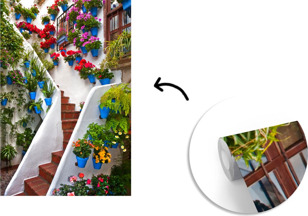 MuchoWow Fototapete für Wohnzimmer oder Schlafzimmer Wandtapete Vinyl Motivtapete Mit Blumen geschmückte Treppe in Cordoba, Spanien - 190x280 c...
