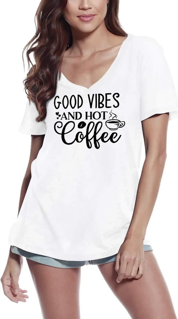 Damen Grafik T-Shirt V-Ausschnitt Gute Laune und heißer Kaffee – Good Vibes And Hot Coffee – Öko-Verantwortlich Vintage Jahrgang Kurzarm Lust...