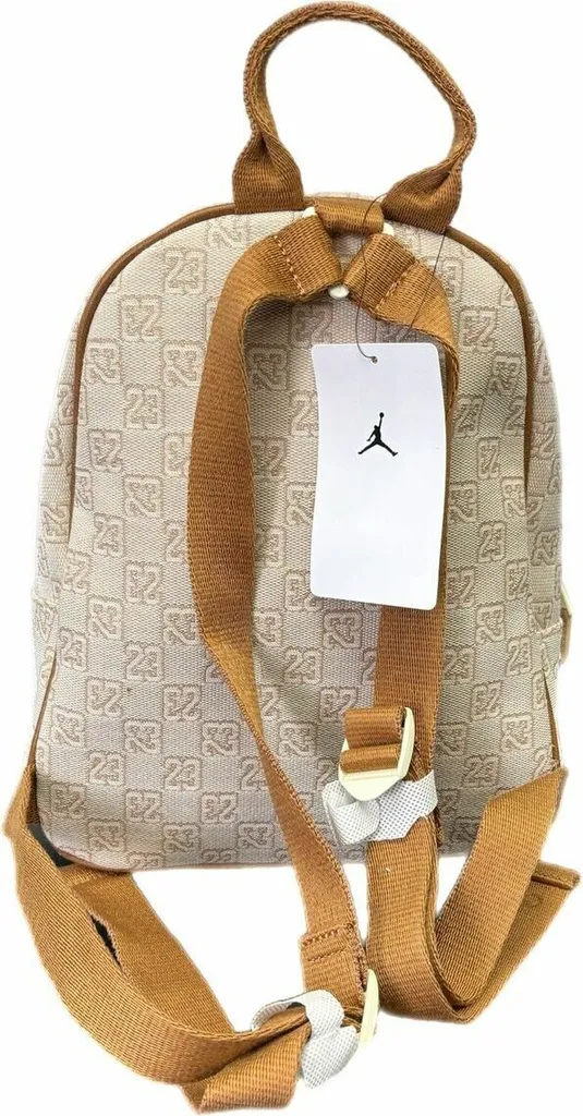 Sac Nike Monogram Mini Beige 7A0761 - Libérez vos Mains avec Élégance