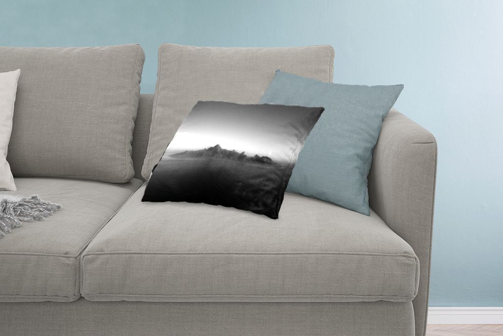 MuchoWow Zierkissen Sofakissen Wohnzimmer Dekokissen 60x40 cm Berge im Pazifischen Ozean auf der Insel Mo'orea in Schwarz und Weiß - Kopfkissen ...