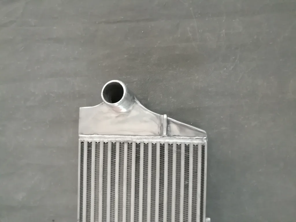 Intercooler FMIC en aluminium avec design à haut débit et ajustement précis - 3