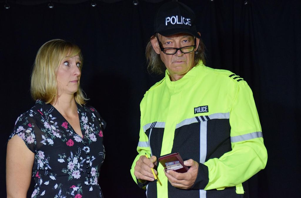 mydays Comedy Dinner Korntal-Münchingen; Erlebnis verschenken oder selbst erleben; Gutschein für 1 Person(en)