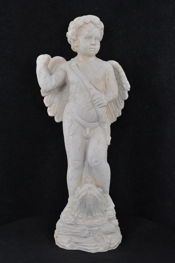 Sculpture Ange Amor Plâtre Blanc : Égayez votre Couloir Trop Sombre