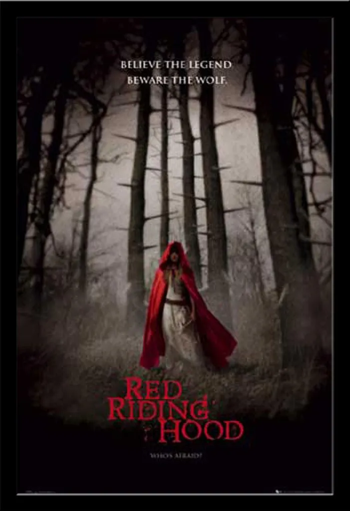 Décoration Murale Cinéma : Poster Le Chaperon Rouge v2 avec Cadre Noir