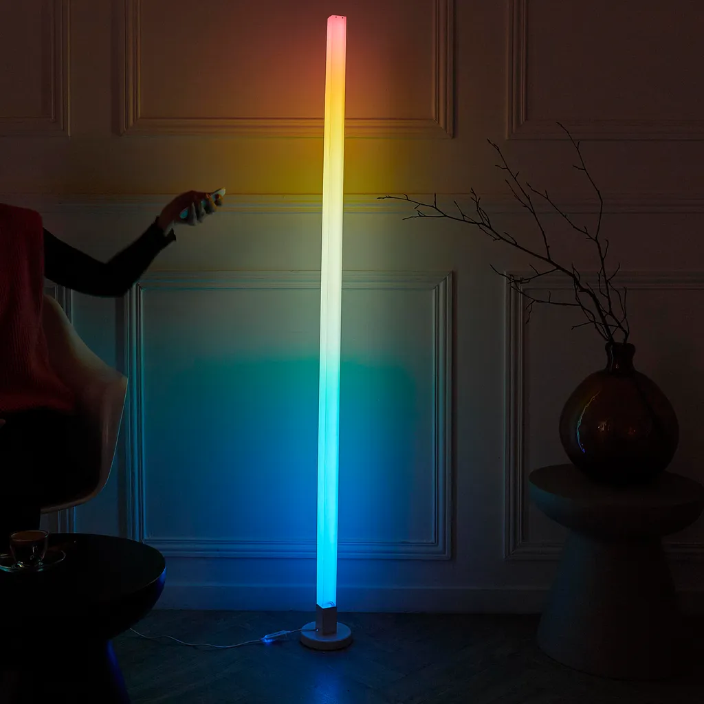 Tube LED 151cm avec Télécommande M8 Home Deco Factory - Éclairage Salon