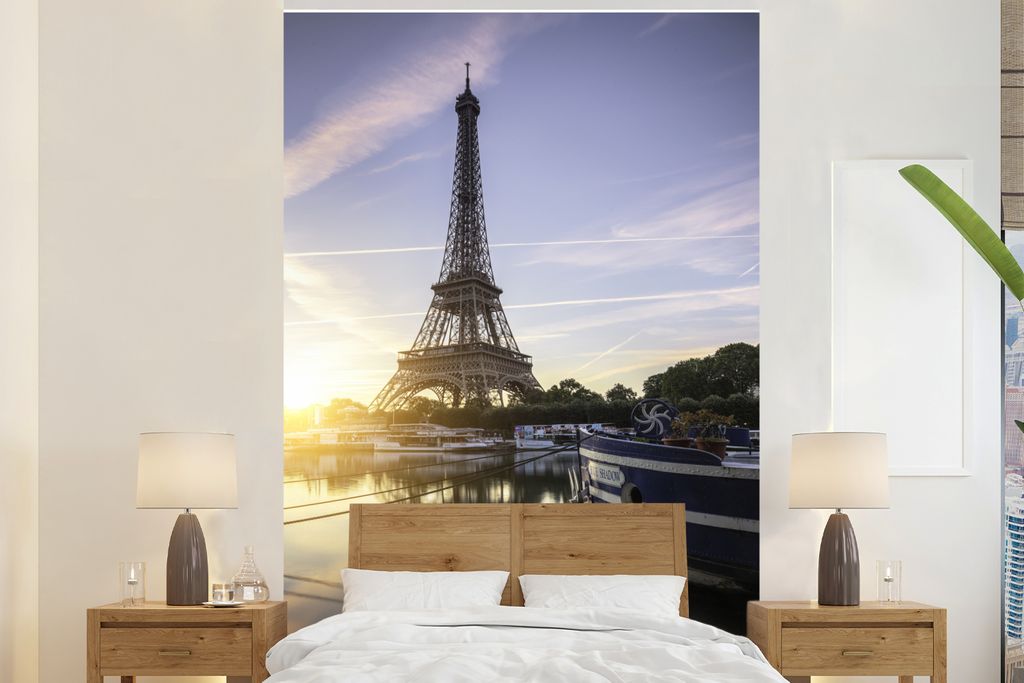 MuchoWow Fototapete für Wohnzimmer oder Schlafzimmer Wandtapete Vinyl Motivtapete Eiffelturm - Paris - Wasser - 225x350 cm - Schlafzimmer tapete