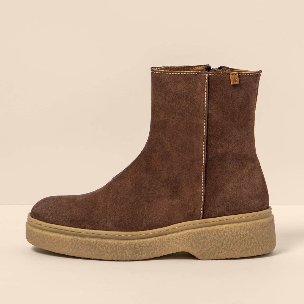 El naturalista Schnürstiefel N5901 SILK SUEDE CHOCOLATE / ARPEA Farbe Chocolate