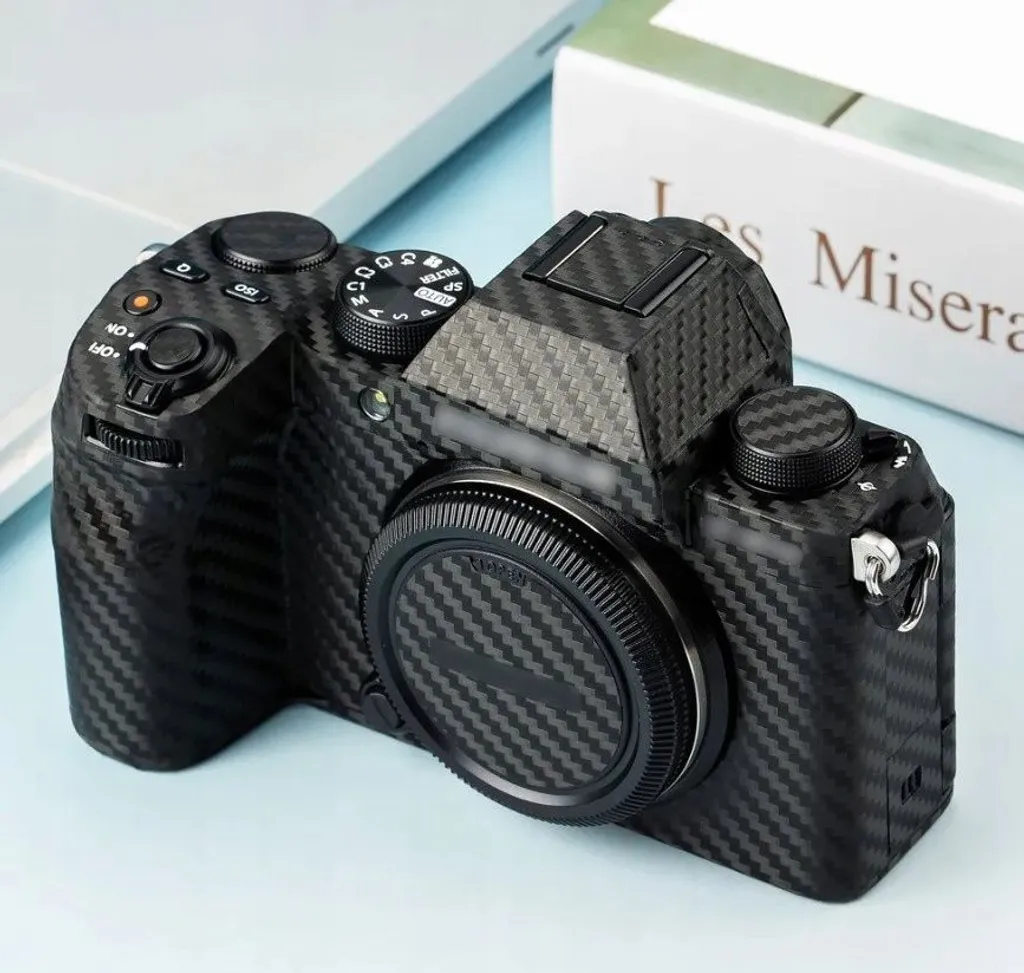 Skin Fuji XS10 Carbon: Rendila Unica con la Protezione Adesiva - 2
