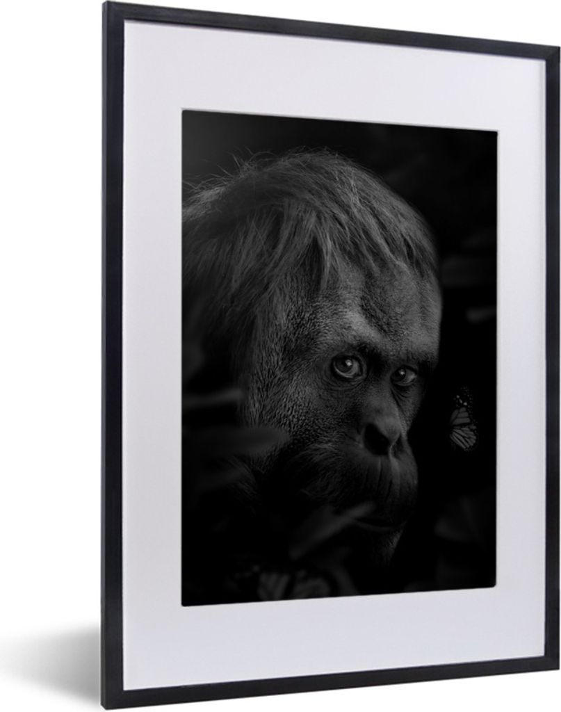MuchoWow Gerahmtes Poster Nahaufnahme eines Affen im Dschungel - schwarz und weiß 30x40 cm - Poster mit Schwarzem Bilderrahmen Wandposter Rahmen...