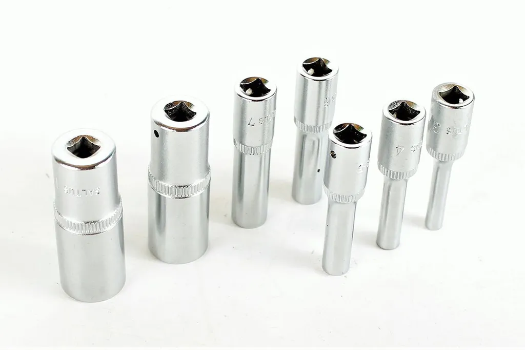 SALTUS Set di chiavi a bussola da 1/4" 3-14 mm a doppio esagono 7 pezzi lunghi