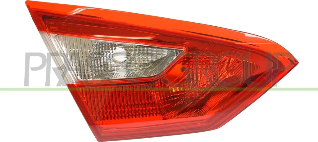 Remplacer le feu arrière gauche intérieur cassé de Ford Focus III