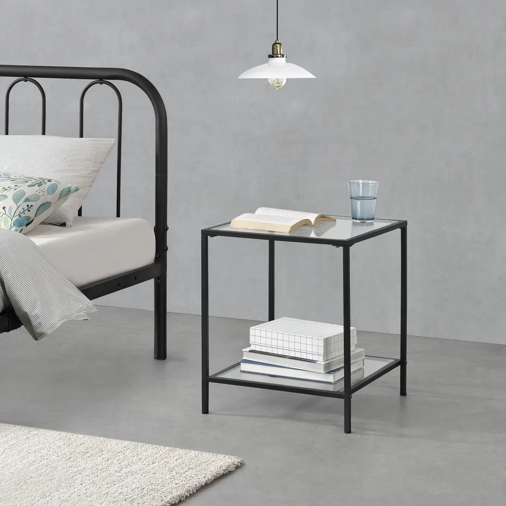 Table d'appoint stable Norrtälje en verre pour salon encombré