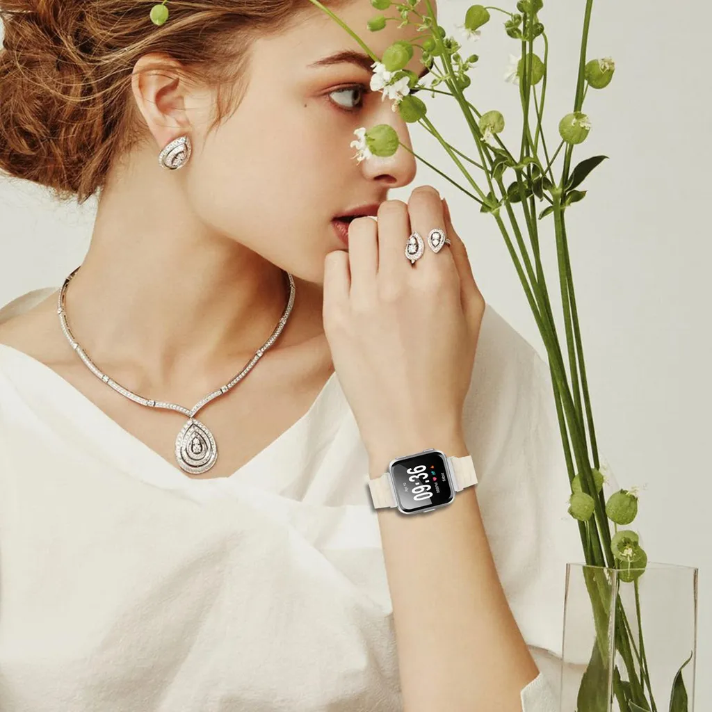 Cinturino In Resina Per Fitbit Versa 3 / Sense - Leggero, Regolabile, Fibbia In Acciaio Inox, Colore Bianco, Impermeabile, Adatto A Uomo E Donna