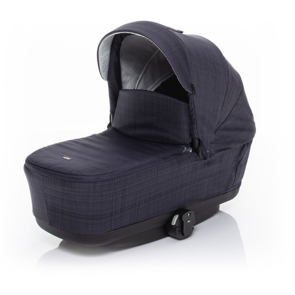 ZOPA Quest Midnight Navy Kinderwagen Deep Bassinet