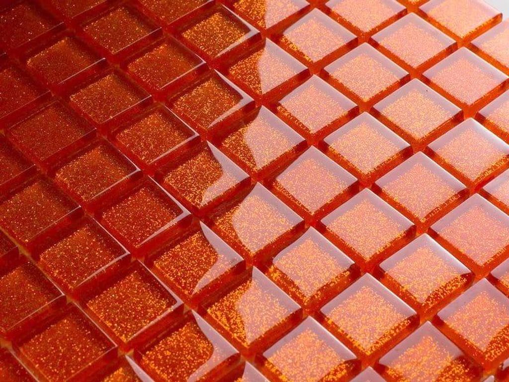 Orangefarbenes Glasmosaik mit schimmerndem Glitzer, Produktbild 