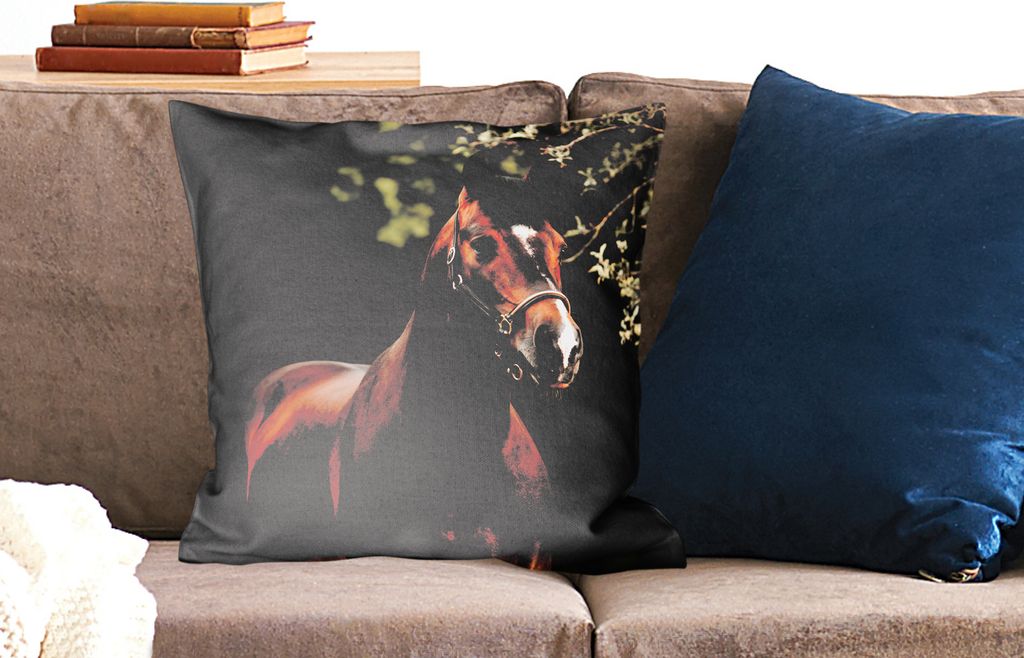 MuchoWow Zierkissen Sofakissen Wohnzimmer Dekokissen 50x50 cm Pferd - Äste - Porträt - Komfort - Sofakissen