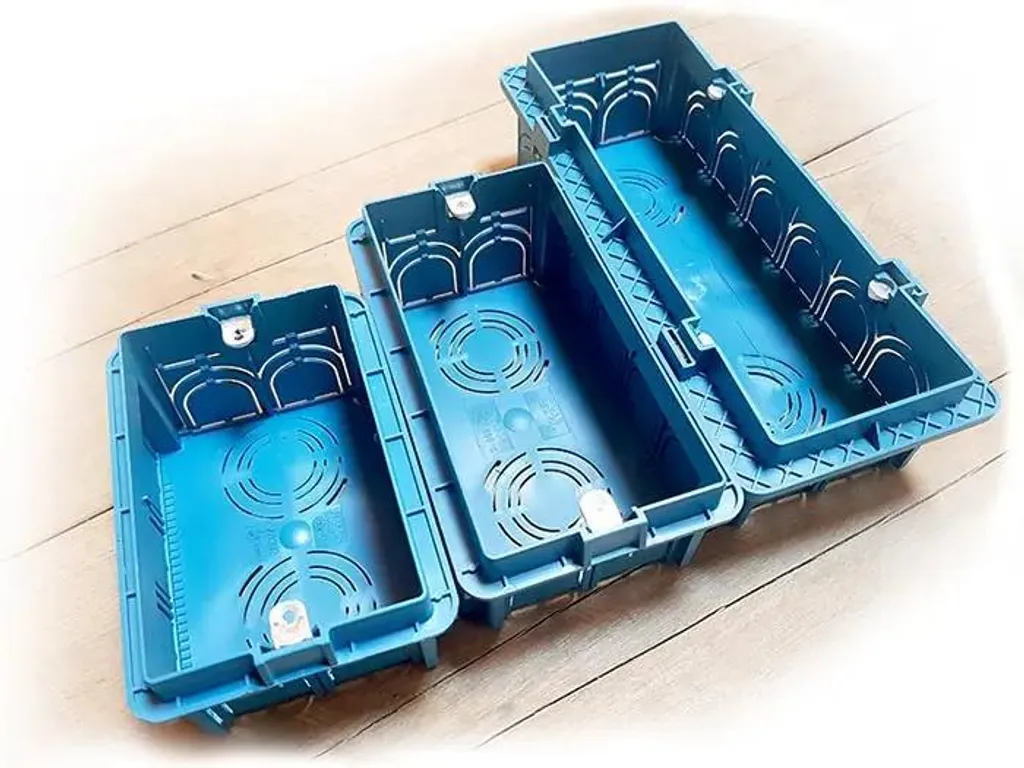 Boîtier encastrable 6 emplacements 175x70x50 mm pour modules électriques - 3
