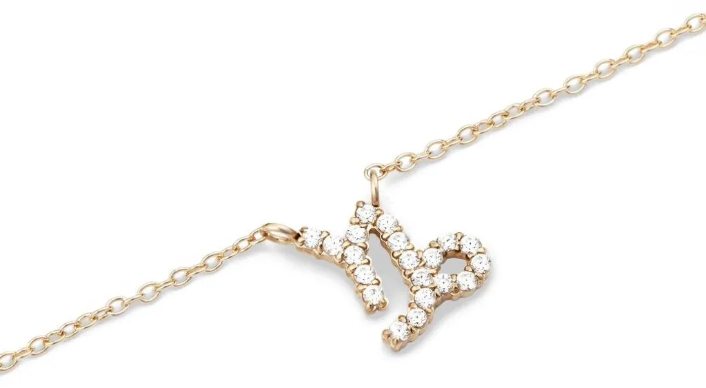 Collier zodiaque en plaqué or et cristaux pour signe Capricorne