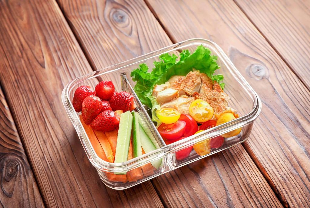 Plat de cuisson rectangulaire en verre avec couvercle et Image du produit 