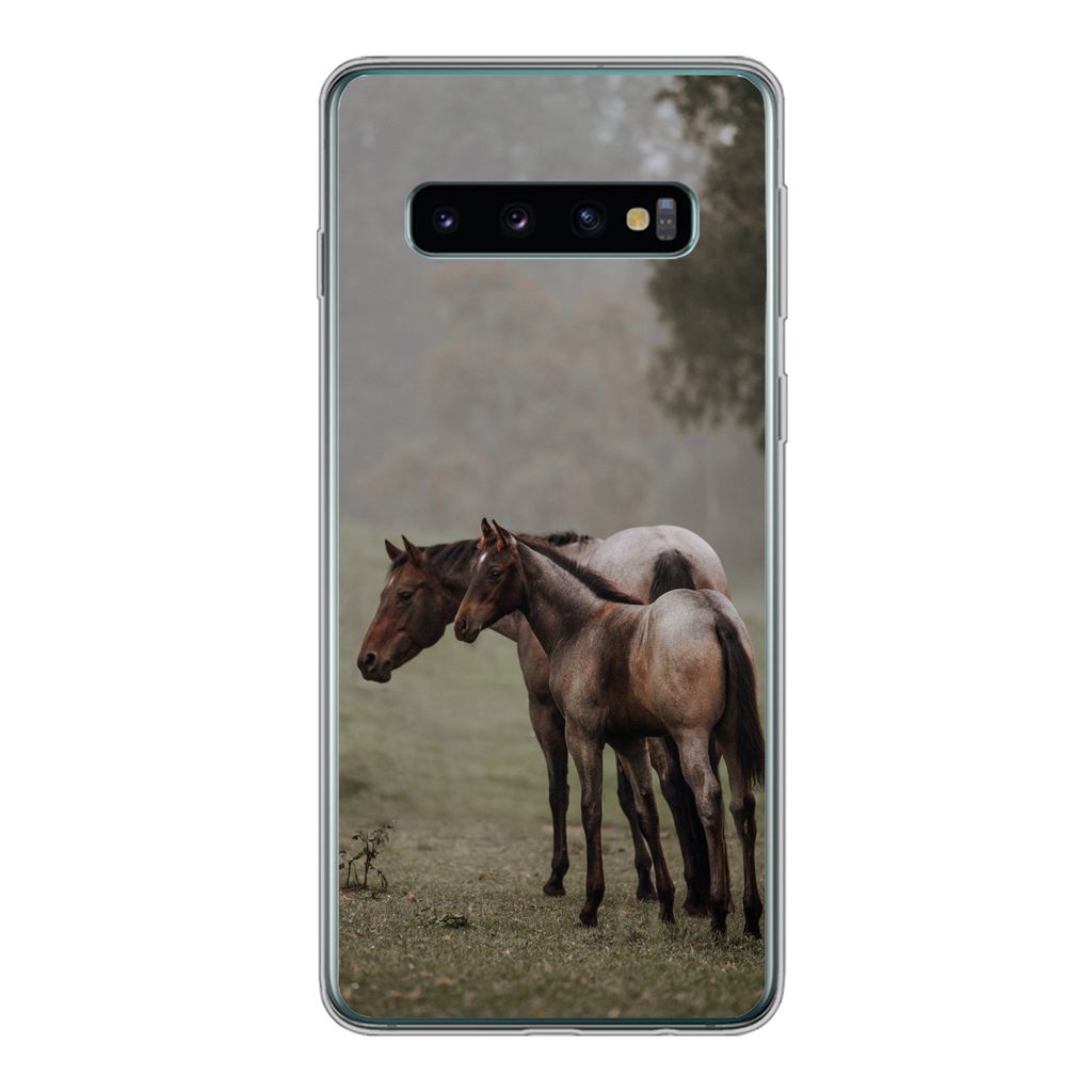 MuchoWow Handyhülle Schutzhülle Hülle für Samsung Galaxy S10 Pferde - Natur - Nebel Silikon Softcase Handy Hülle - Handytasche