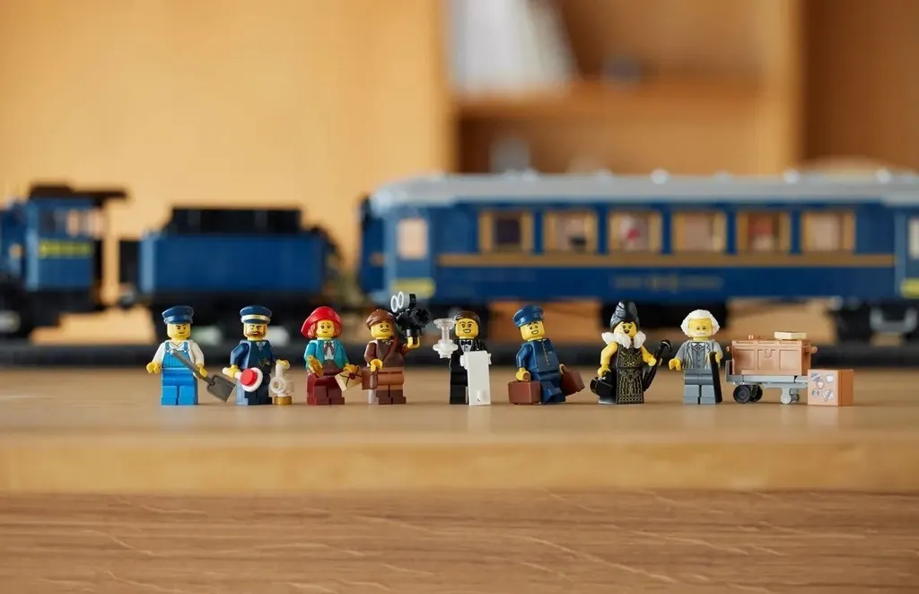 Train de collection LEGO 21344 Orient-Express, Grand Modèle d'Exposition - 7