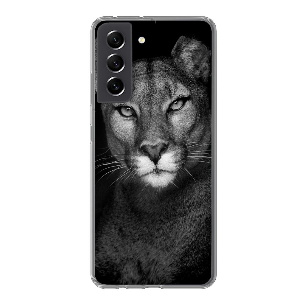 MuchoWow Handyhülle Schutzhülle Hülle für Samsung Galaxy S21 FE Porträtfoto eines Pumas auf schwarzem Hintergrund Silikon Softcase Handy Hü...