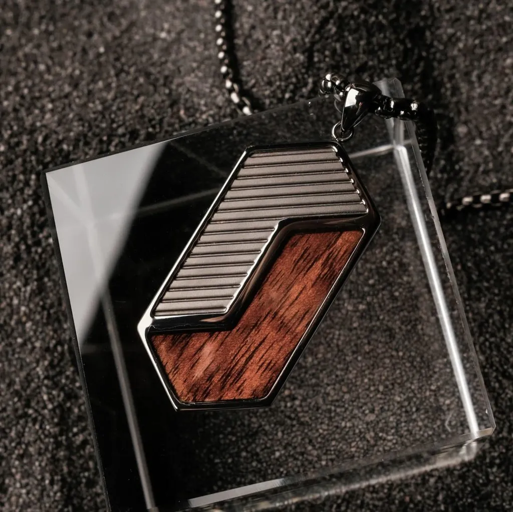 Collier Homme en Bois de Noyer et Acier Gris Foncé Style Zigzag Chic