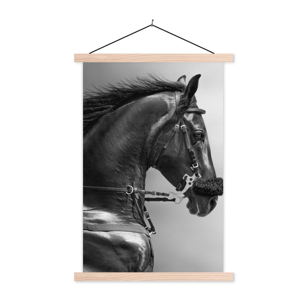 MuchoWow Textilposter Pferde - Schwarz - Porträt - Tiere 40x60 cm mit holzfarbenen Rahmen - Poster