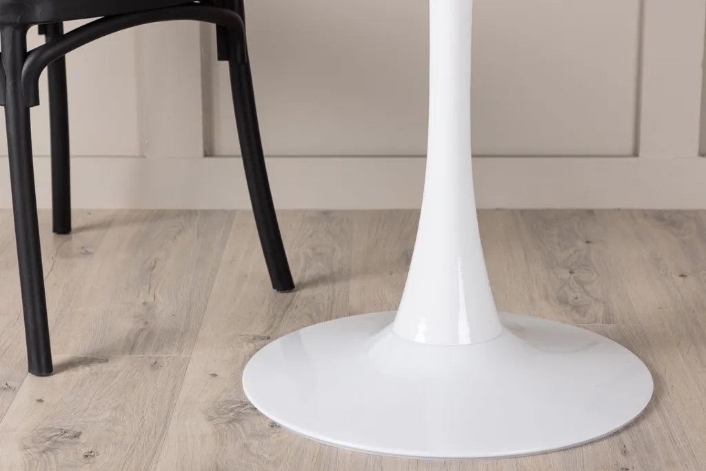 Table Hamden Ø80cm blanche : solution idéale pour petits espaces repas