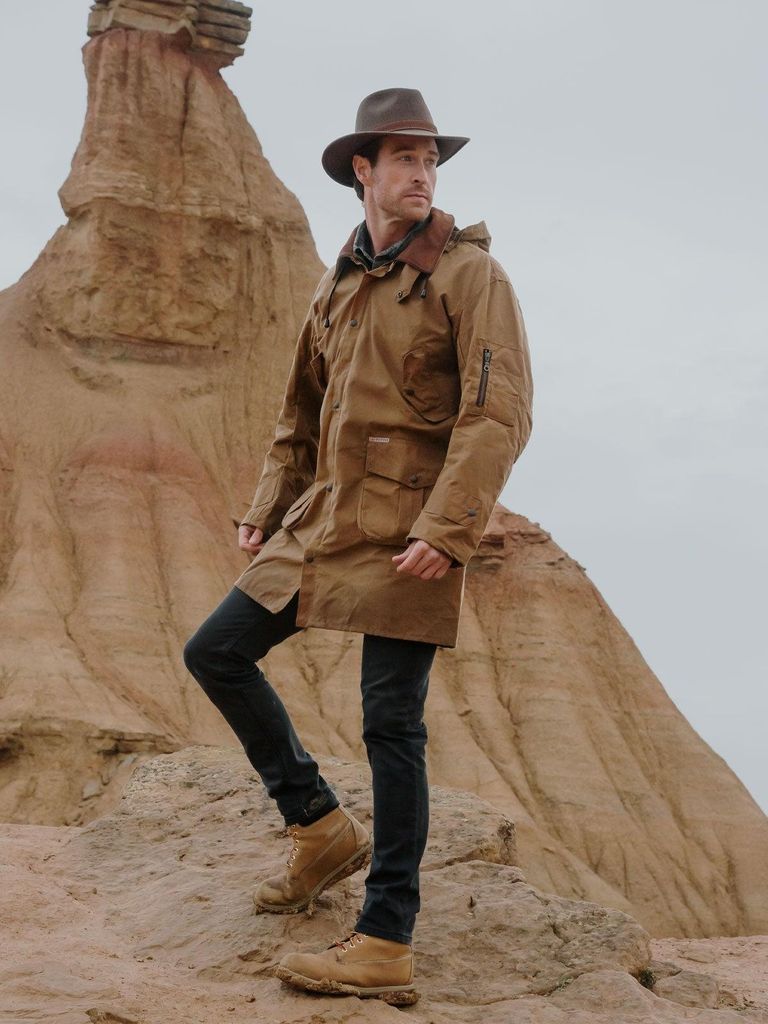 Scippis Jacke Cossack Oilskin – Wind- & wasserdichte Outdoorjacke mit abnehmbarer Kapuze