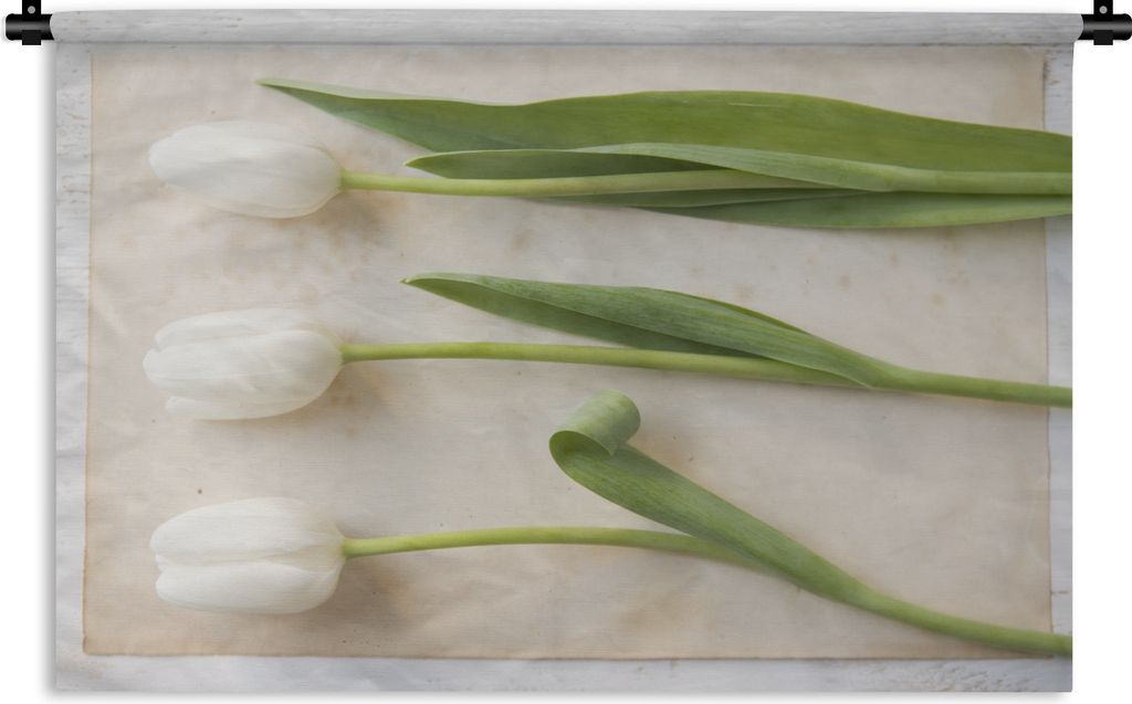 MuchoWow Wandteppich Wandbehang Drei weiße Tulpen 90x60 cm Tapisserie Dekoration Wandtuch - Wandskulpturen - Bildteppich