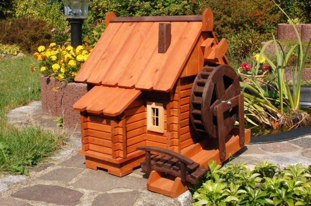 Wunderschöne große Wassermühle aus Holz im Blockhausstil Produktbild 