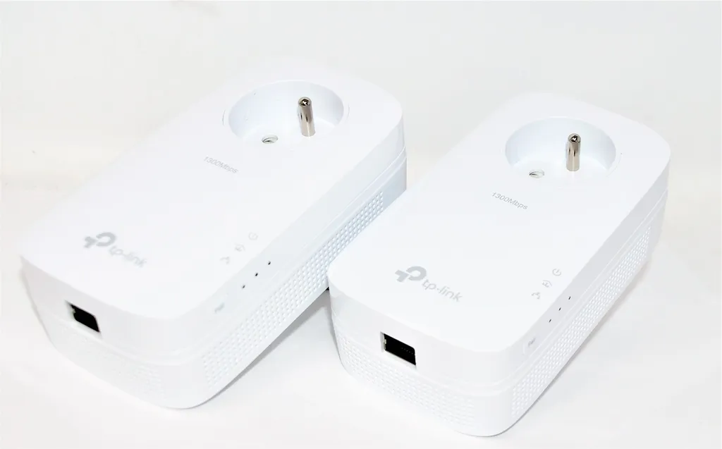 Boîtier CPL TP-LINK TL-PA8015P pour corriger les pannes de Wi-Fi