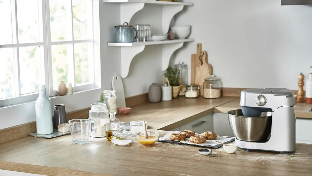 Robot de cuisine Kenwood KHC29.P0SI polyvalent pour gagner de la place